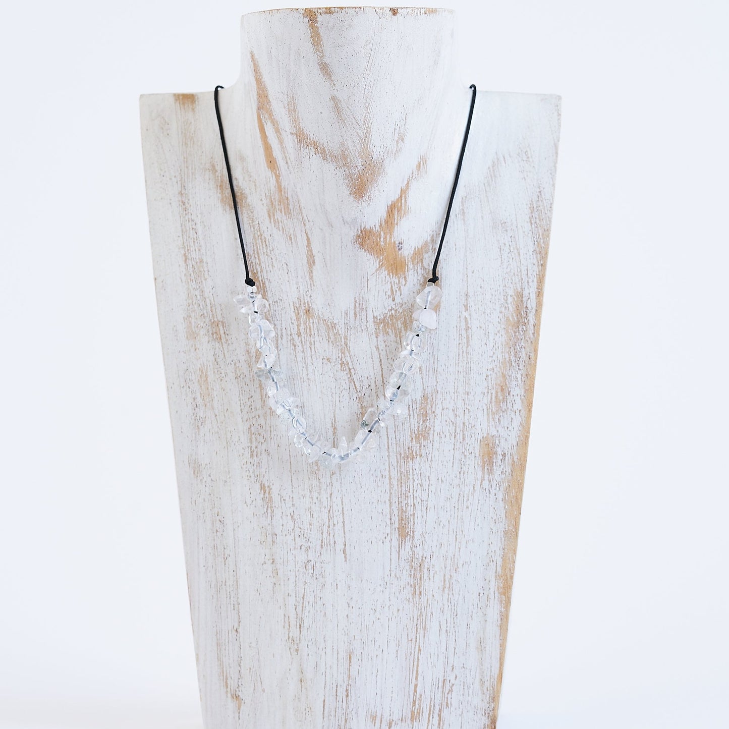 Collar con cuarzo cristal transparente,