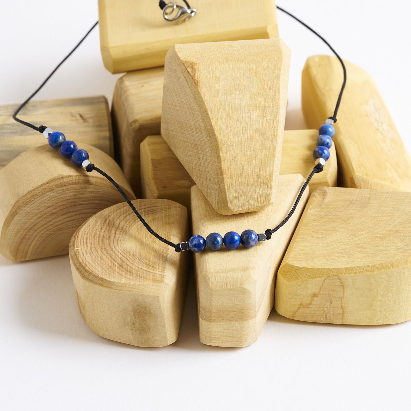 Collar con piedra natal de Septiembre, piedra de Lapislazuli - NellayComplements #