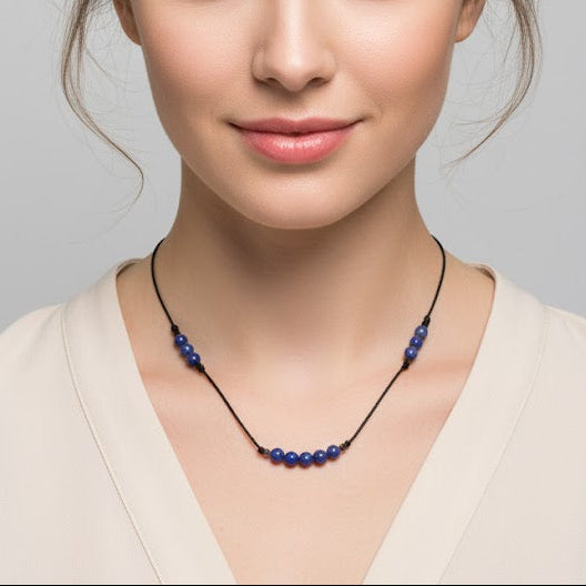 Collar piedra de nacimiento Septiembre | Piedra natal de Septiembre. Imagen generada por IA