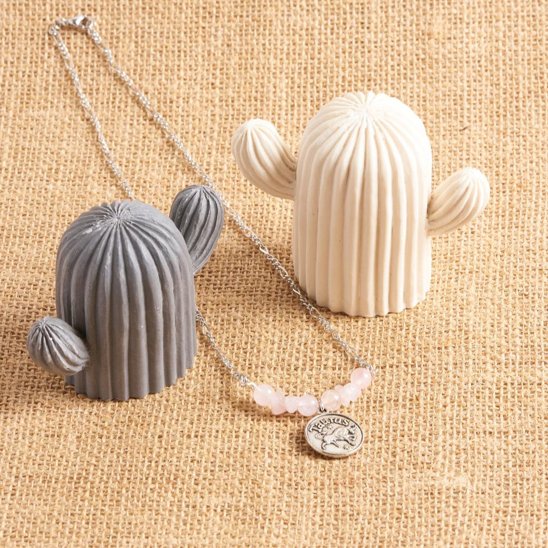 Collar del zodiaco Tauro | Cuarzo rosa | Piedra natal de Tauro