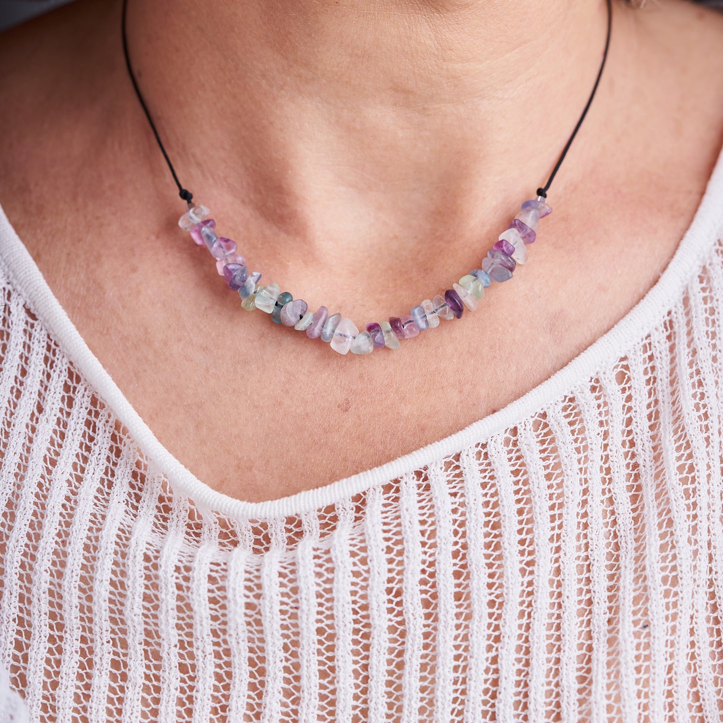 Collar con fluorita arcoíris. Piedras naturales - NellayComplements #