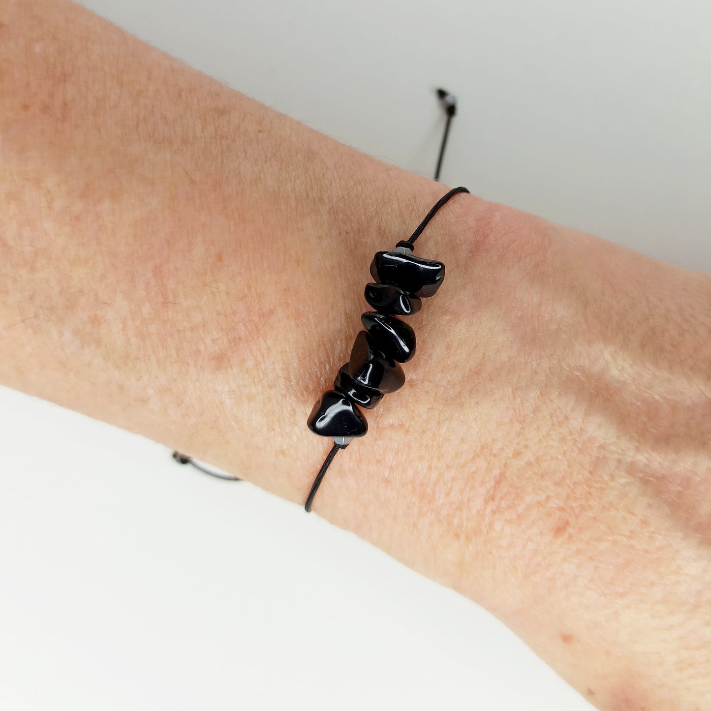 Pulsera de obsidiana natural de proteccion y buena suerte - NellayComplements #
