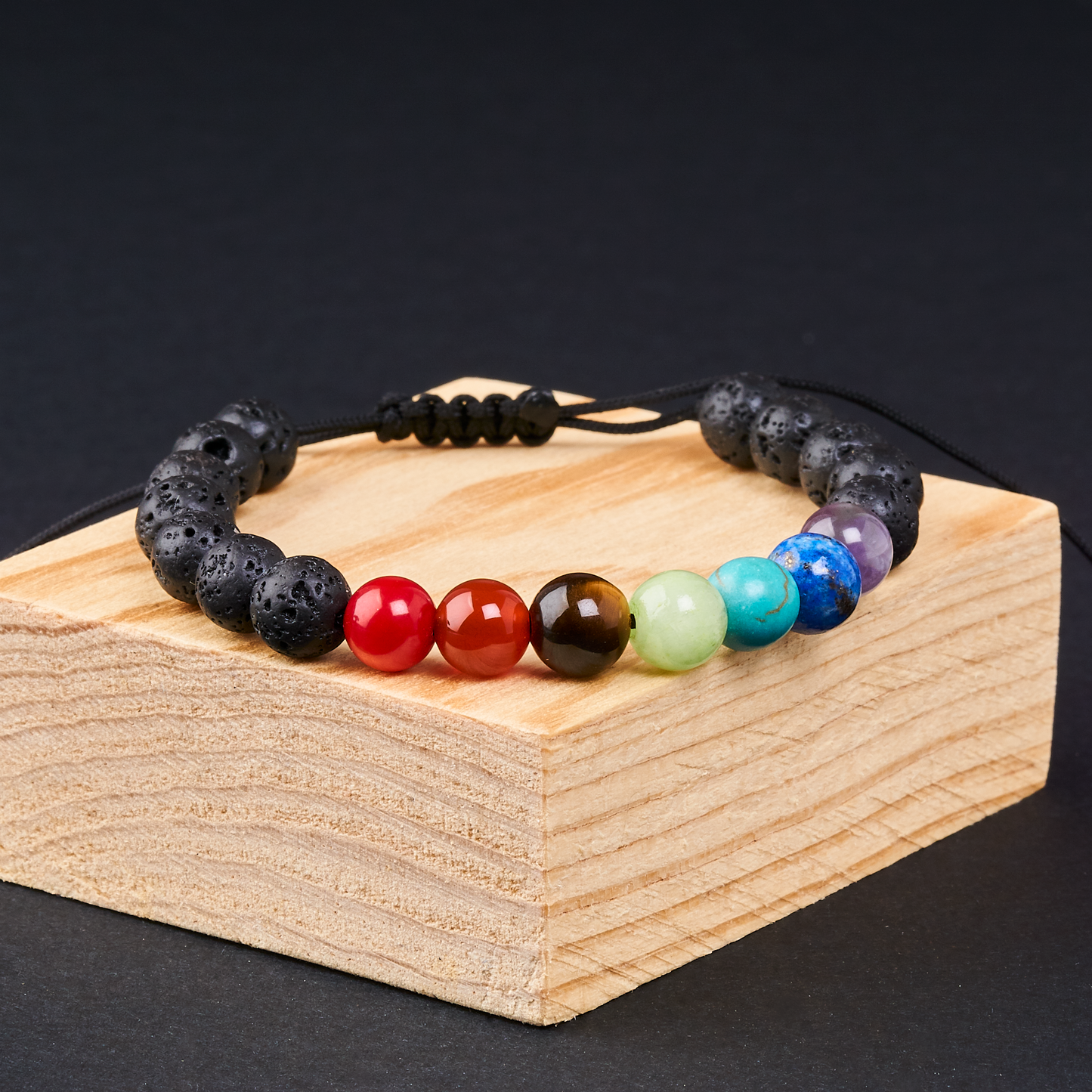 Pulsera 7 chakras y piedras volcánicas negras - NellayComplements #