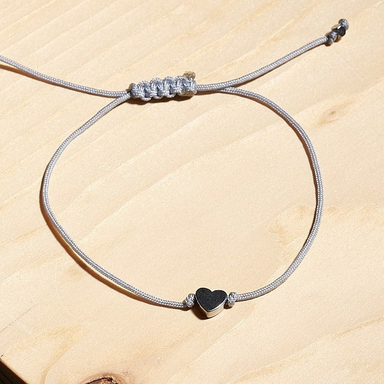Pulsera con Corazon en solitario de hematita - NellayComplements #