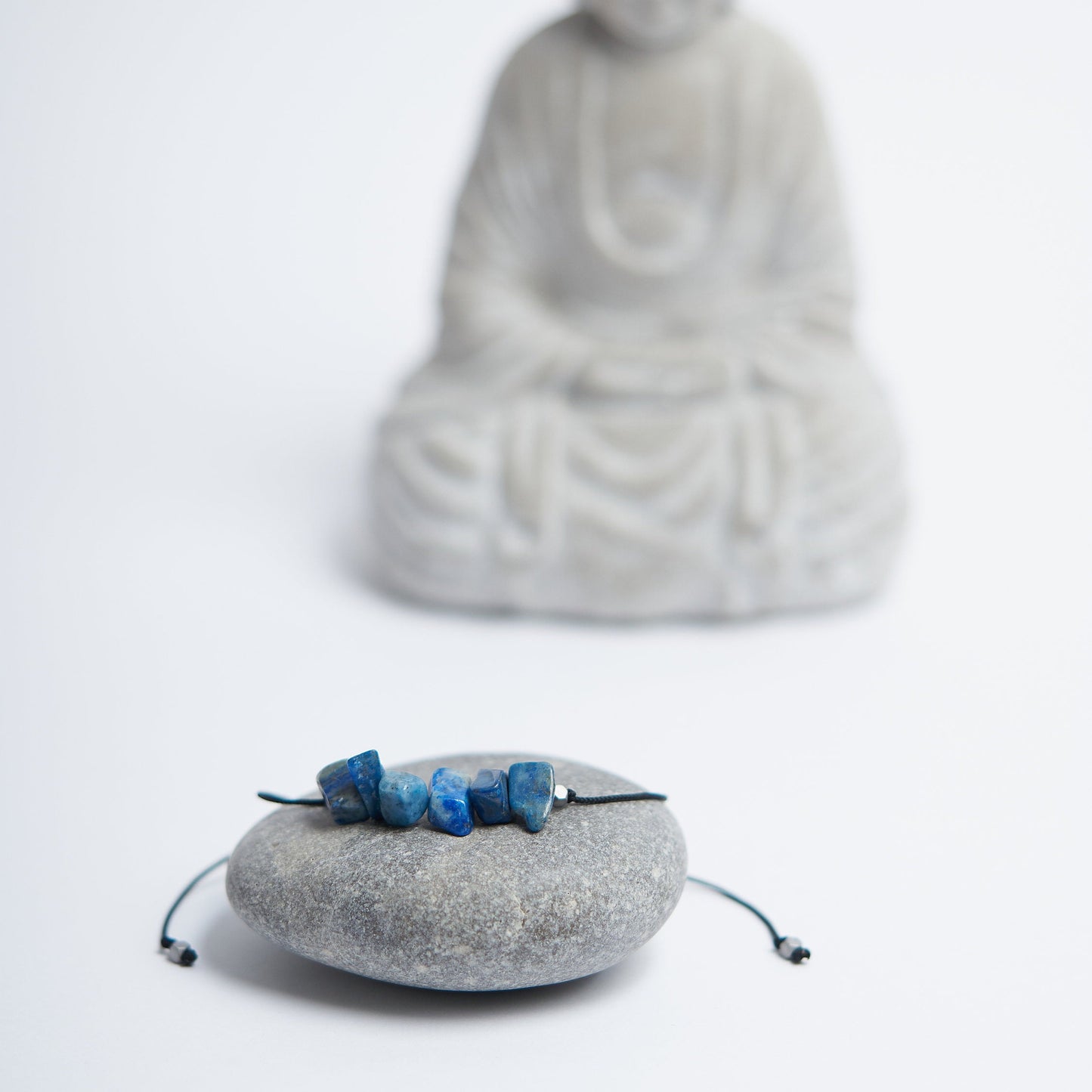Pulsera con piedra lapislázuli, Piedra natural - NellayComplements #