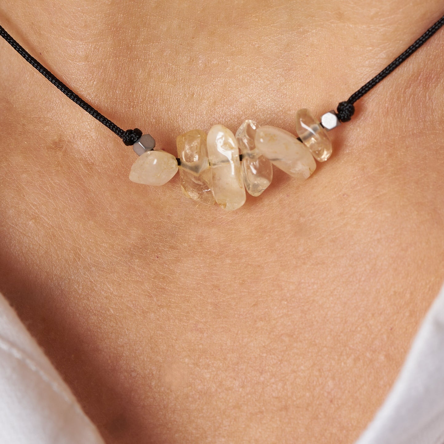 Collar con piedras de nacimiento mes de Noviembre. - NellayComplements #