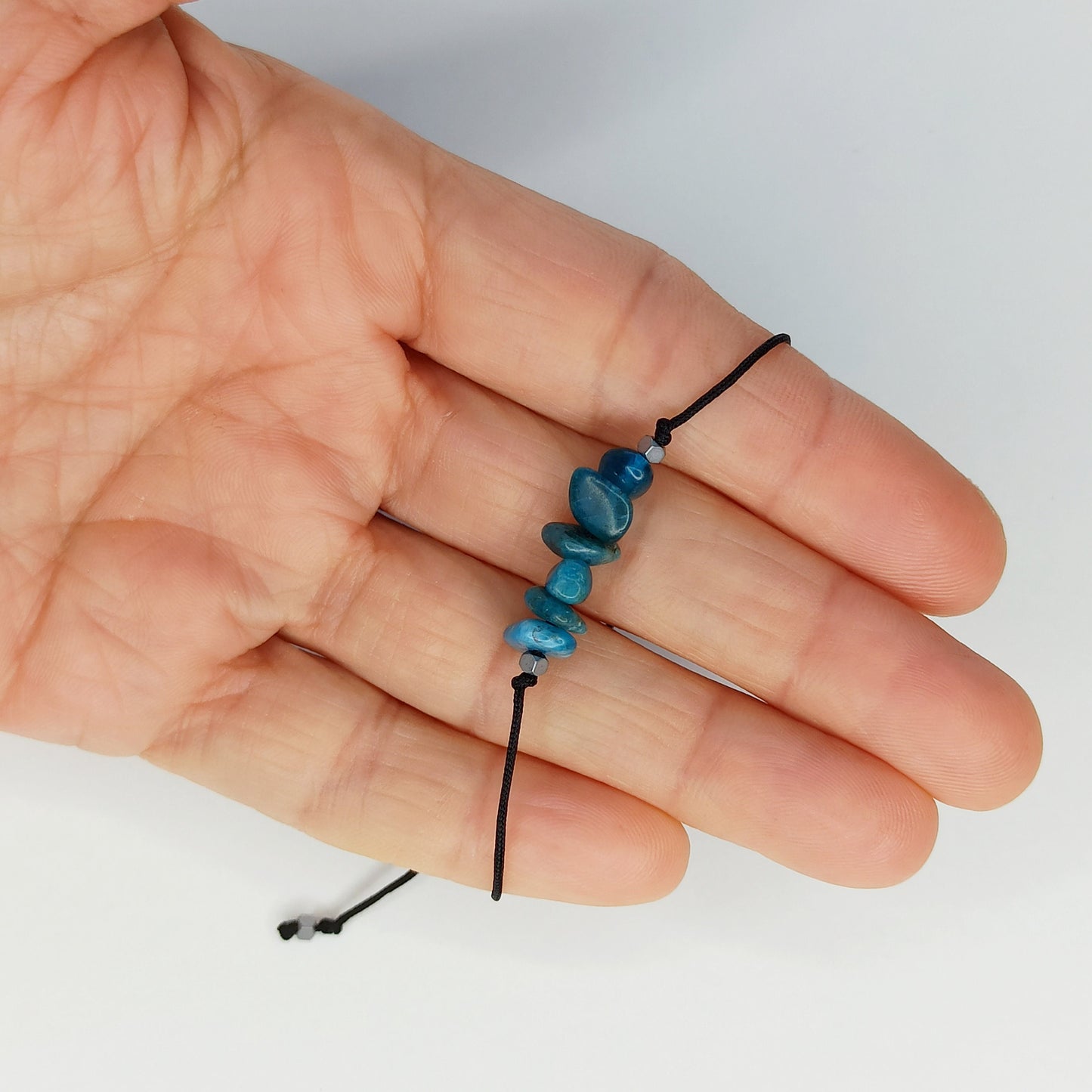 Pulsera con piedra natural de Apatita azul - NellayComplements #