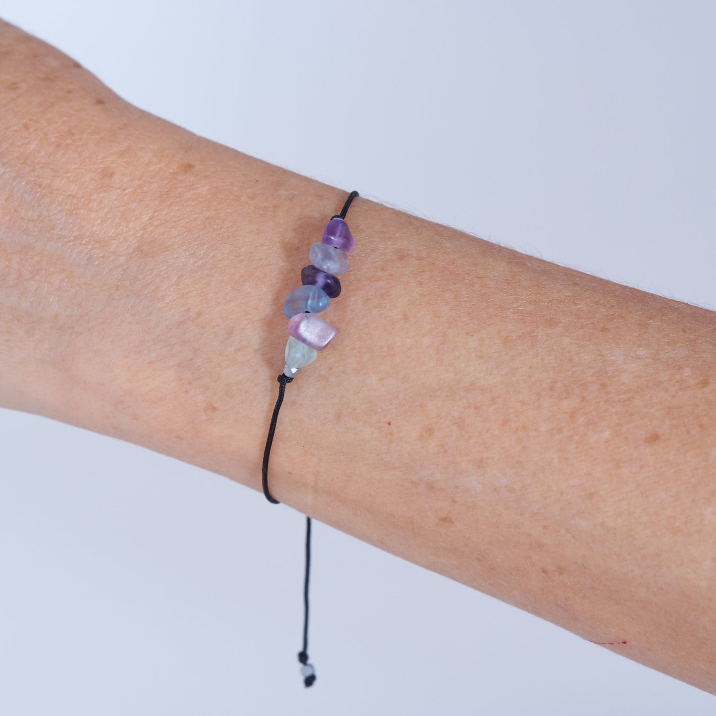 Pulsera con piedra fluorita arcoíris, piedra natural - NellayComplements #