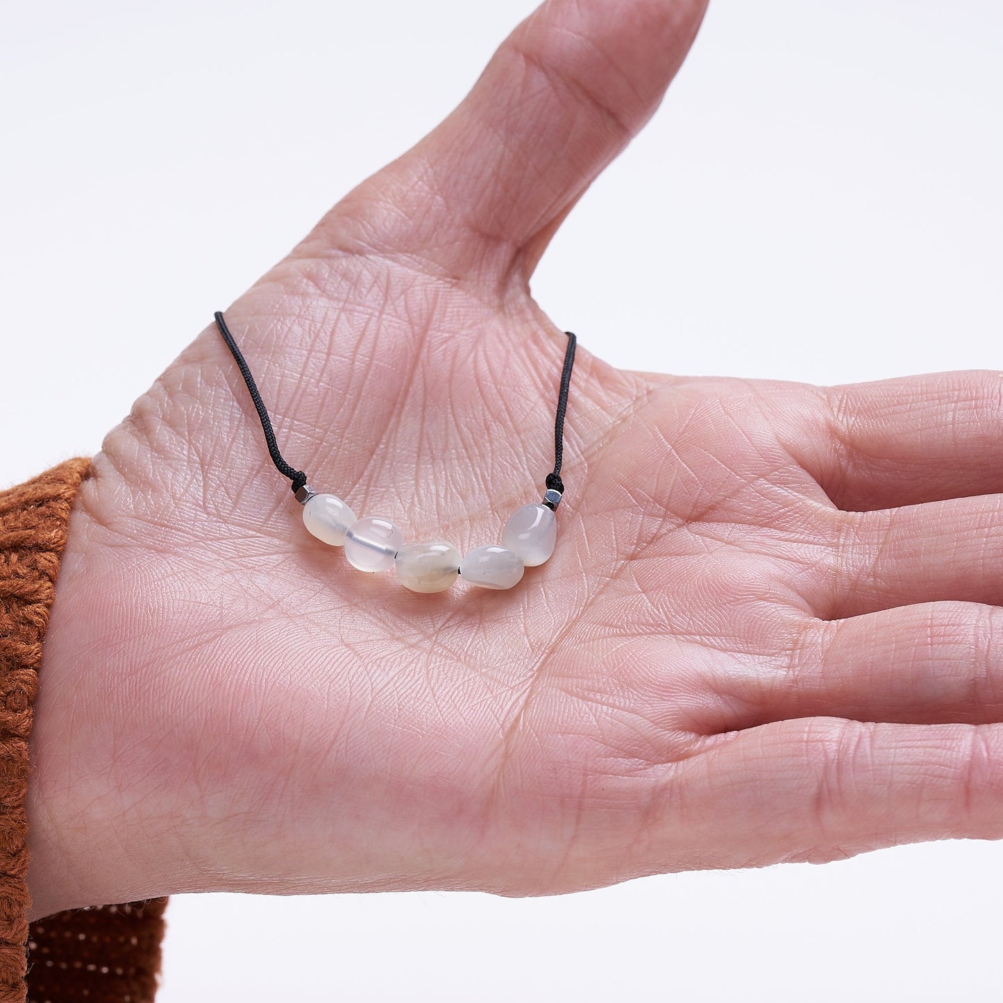 Pulsera con piedras de nacimiento mes de Junio. - NellayComplements #