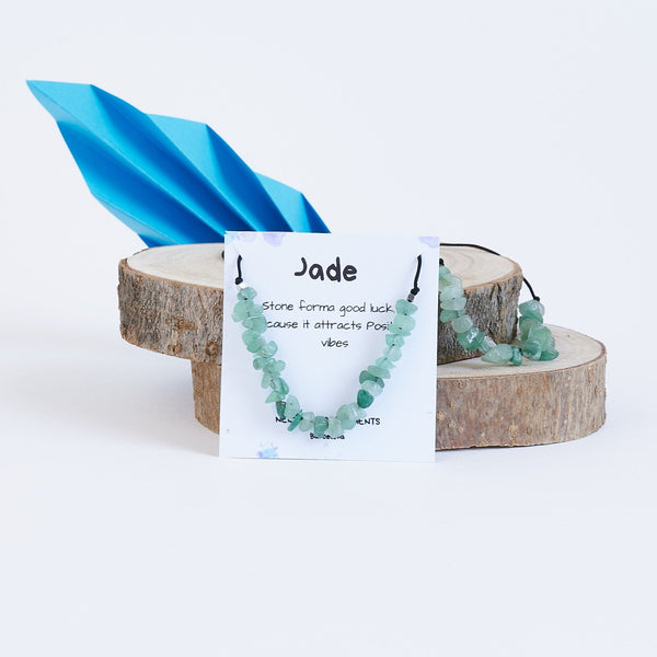 Collar con Jade, Piedra natural