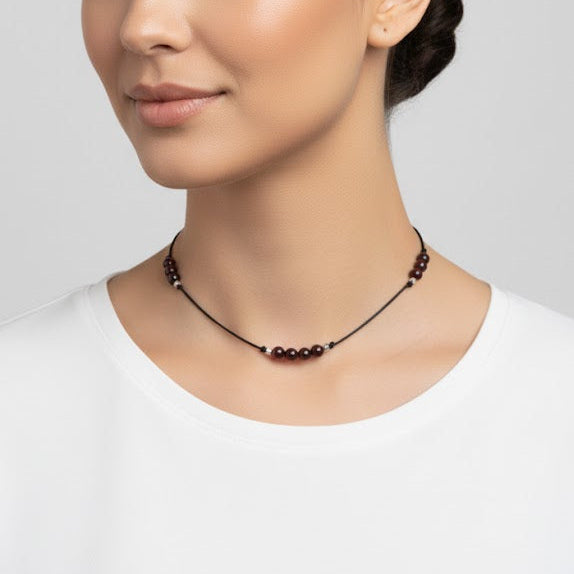 Collar piedra de nacimiento Enero | Piedra natal de Enero. Imagen generada por IA