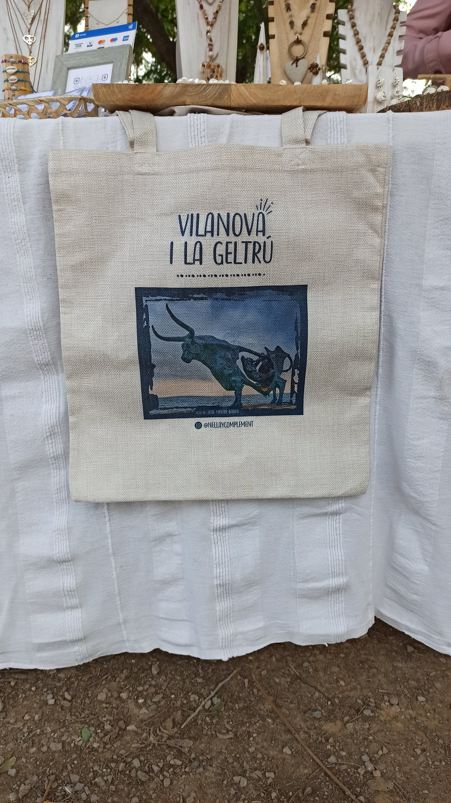 Tote bag con iconos de Vilanova I la Geltrú.