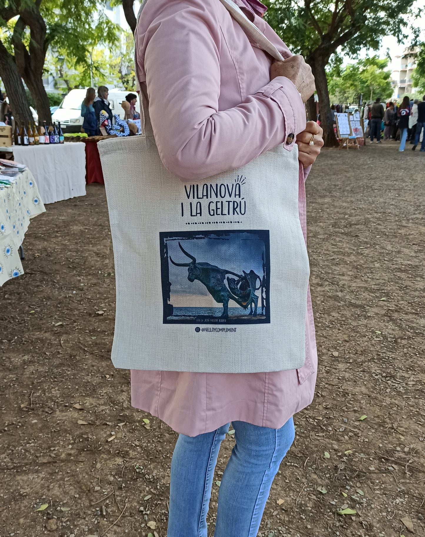 Tote bag con iconos de Vilanova I la Geltrú.