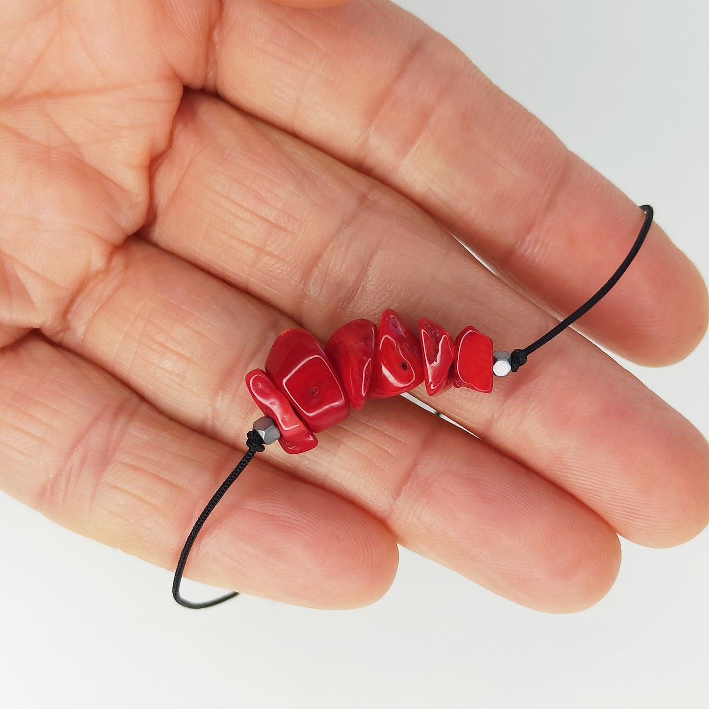 Pulsera ajustable con Coral Rojo | Piedra natural