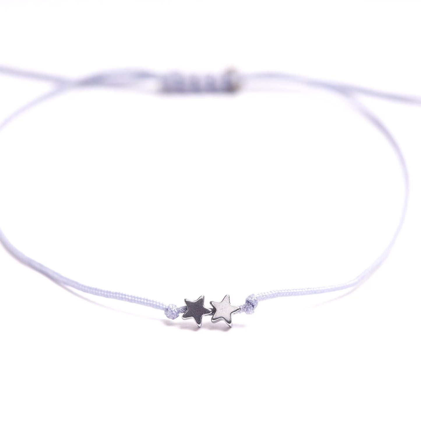 Pulsera de hilo con estrella delicada | Estrella de hematita.
