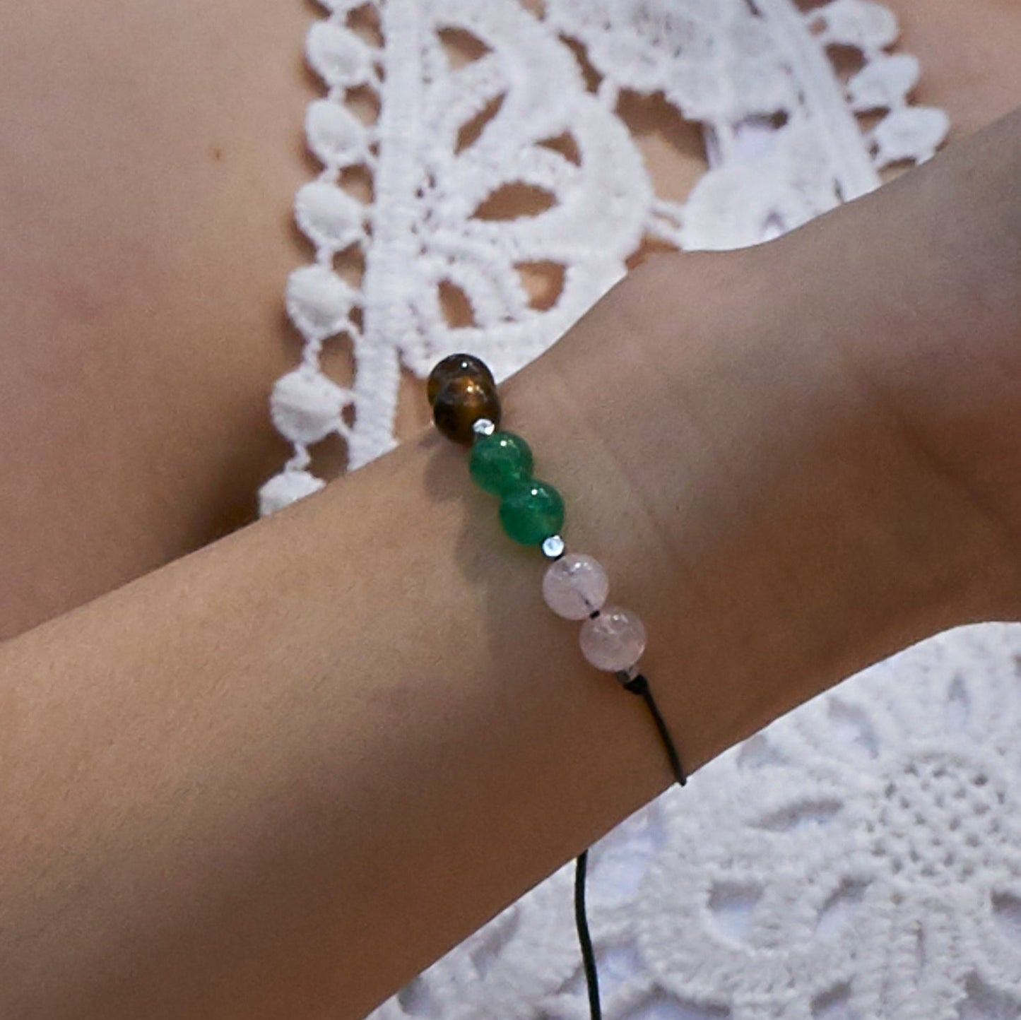 Pulsera para Aumentar tu Amor Propio y Brillar con Confianza, Hecha a Mano con Piedra Naturales