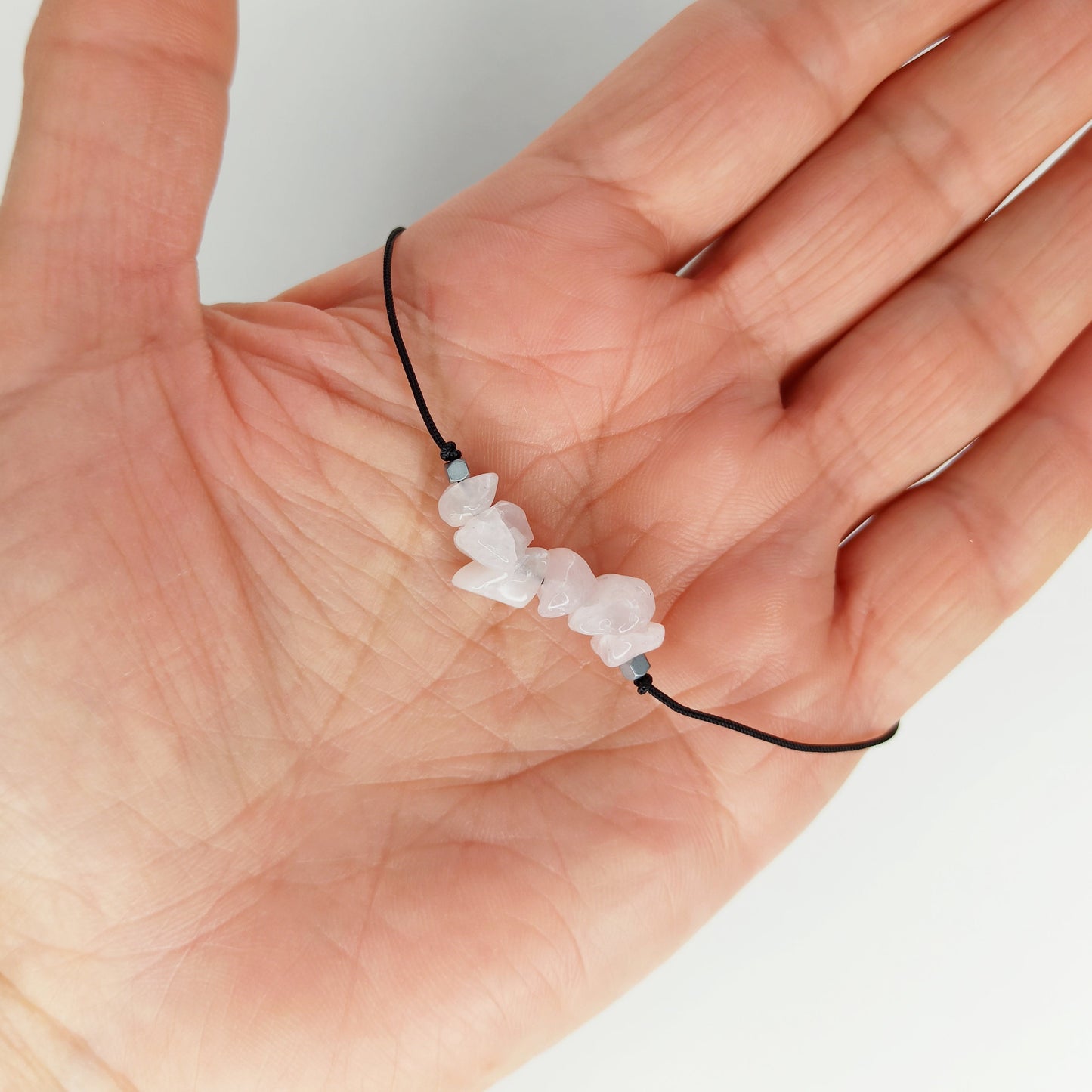 Pulsera con Cuarzo Rosa, piedra natural.