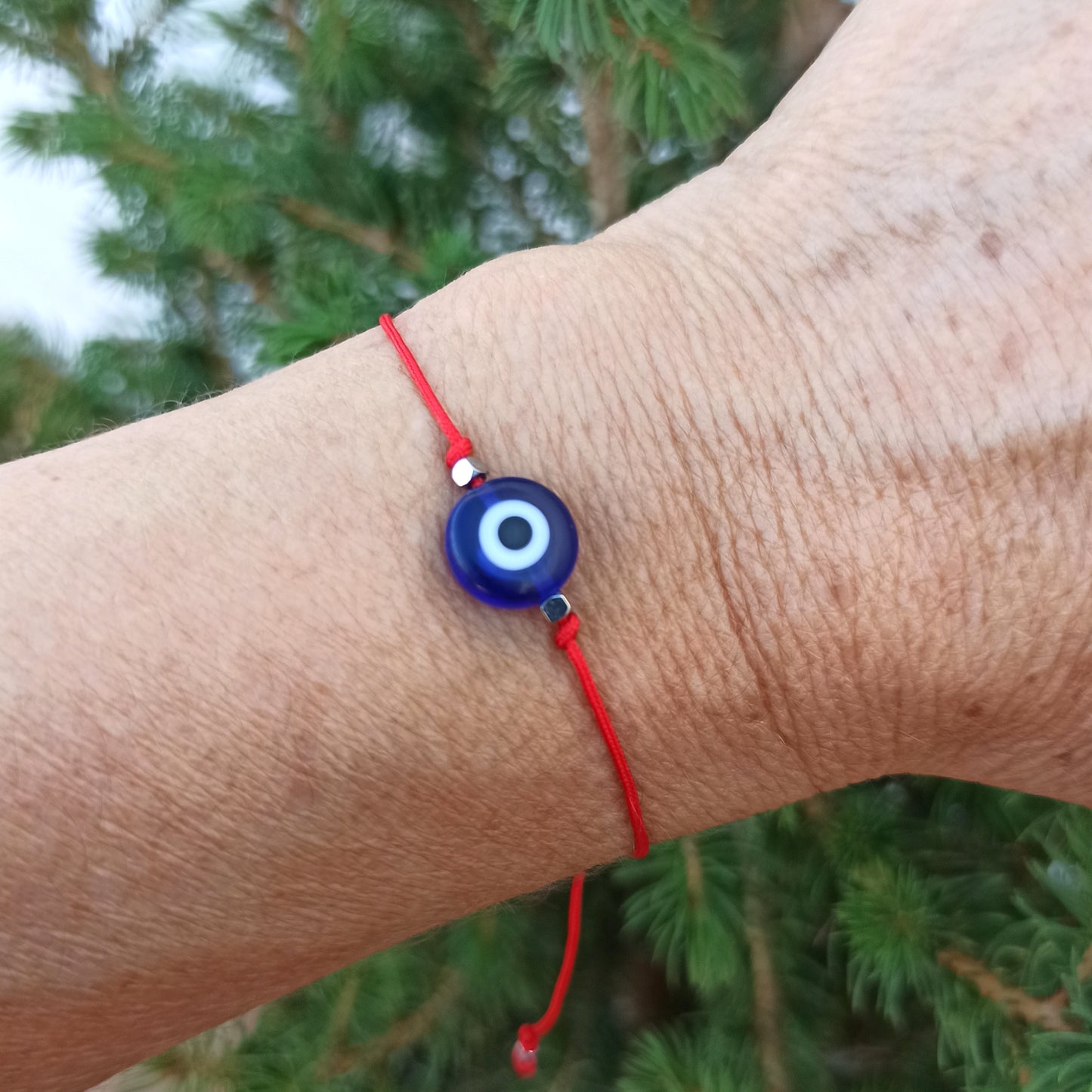 Bonita Pulsera de hilo rojo con ojo turco. Pulsera de protección.
